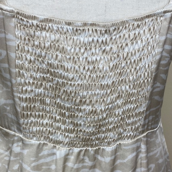 Abercrombie Fitch Cream Satin Tiger Stipe Slip Dress Size Medium Side Zip Flaw - Picture 11 of 12